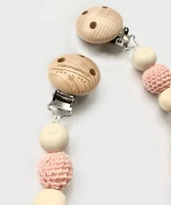 Wagenspanner Bambi Hert - Baby Wagenspanner Hout - Vrolijke Kinderwagenspanner - Eenvoudig Te Bevestigen - Kraamcadeau Voor Jongens En Meisjes - Completebabyuitzet - Musthave 2021 -Baby Comfort Outlet Winkel 1002x1200 1