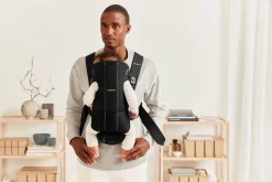 BabyBjörn Draagzak Mini - Cotton - Zwart -Baby Comfort Outlet Winkel 1200x800 140