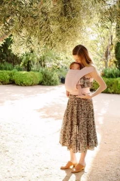 Ergobaby - Embrace - Draagzak Baby - Blush Pink -Baby Comfort Outlet Winkel 799x1200 48