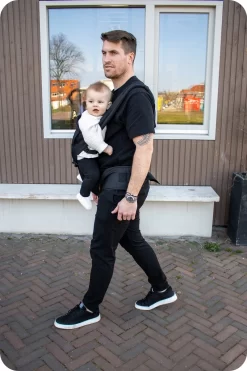 Deryan Pack Luxe Ergonomische Draagzak - Babydrager + Opbergvakjes - Zwart -Baby Comfort Outlet Winkel 800x1200 97