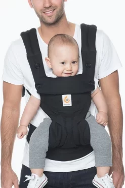 Ergobaby 360 Four Positions Baby Draagzak - Pure Black -Baby Comfort Outlet Winkel 802x1200 9