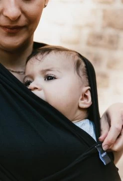 Baby Garden Draagdoek Zwart - Ergonomisch - Original - Gratis Slabbetje -Baby Comfort Outlet Winkel 812x1200 7