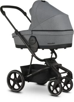 Easywalker Harvey 3 / Harvey³ Voordeelset Bestaande Uit Kinderwagen, Reiswieg, Voetenzak, Regenhoes Voor Zitting En Reiswieg, Hoes Voor De Reiswiegmatras - Kleur Fossil Grey -Baby Comfort Outlet Winkel 870x1200 4