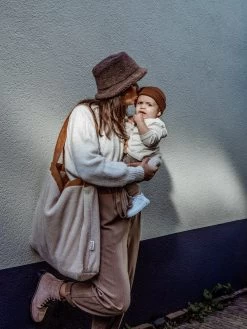 Mozz Mom Bag Teddy Suede Beige